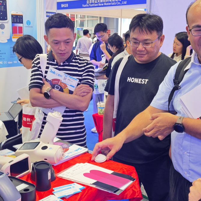 直击 ICIE 2025 国际（广州）涂料展 Day1：三恩时展台人气满满！